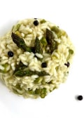 Risotto con gli asparagi e ginepro